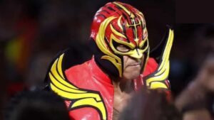 रे मिस्टरियो का निधन: WWE हॉल ऑफ फेम रे मिस्टीरियो और उनके बेटे डोमिनिक ने लूचा लिब्रे लीजेंड के निधन के बाद अपने गुरु को खो दिया।