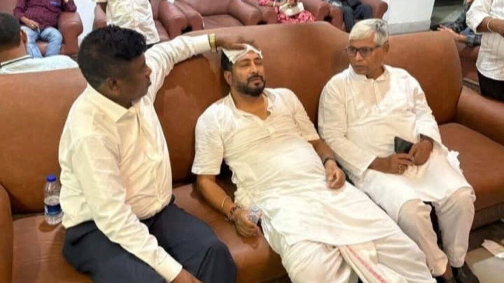 पश्चिम बंगाल विधानसभा अध्यक्ष ने बंगाली प्रवासियों पर अत्याचार पर चर्चा के दौरान भाजपा के मुख्य सचेतक शंकर घोष और 4 विधायकों को निलंबित क्यों किया?