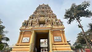 आंध्र प्रदेश के वेंकटेश्वर स्वामी मंदिर में भगदड़ में कई लोगों के मारे जाने की आशंका