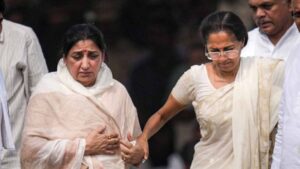 आज NCP की अहम बैठक, सुनेत्रा पवार नई डिप्टी सीएम बन सकती हैं।